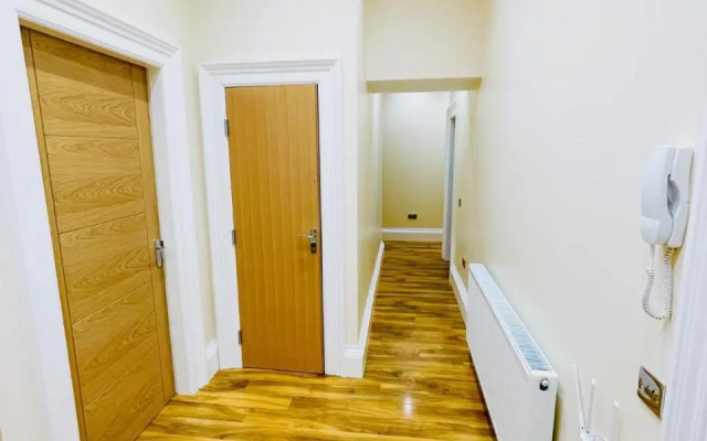 New 3-Bedroom Apartment Close to City Centre