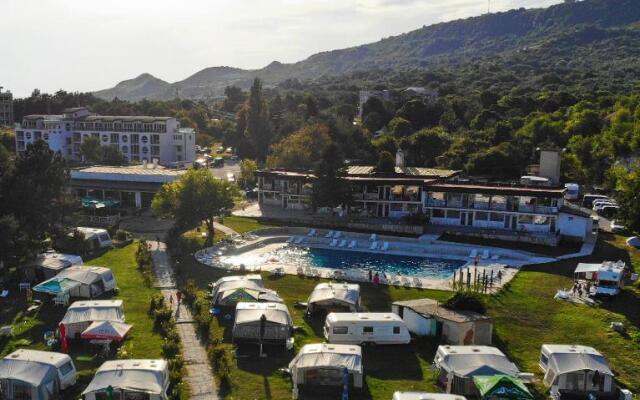 Saint George Hotel 2