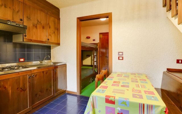 Pretty Holiday Home in Artogne With Patio