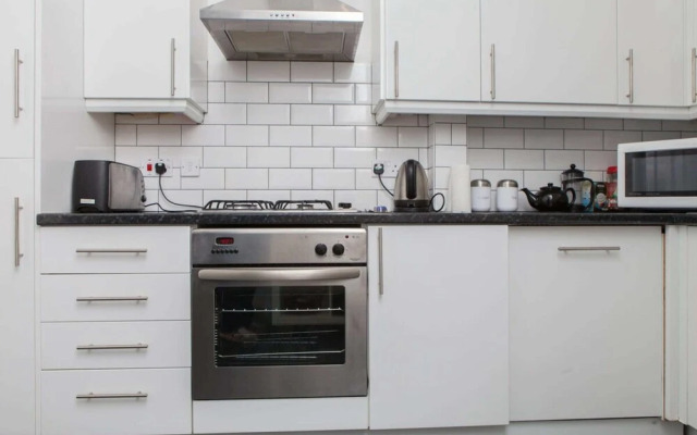 Stylish 3 Bedroom Flat