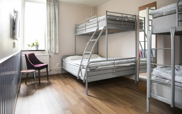 Kvibergs Vandrarhem - Hostel