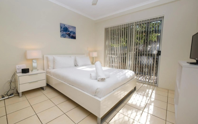 Sanctuary Lake Apartments