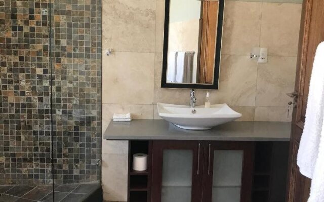 Aramesh Luxury Guesthouse