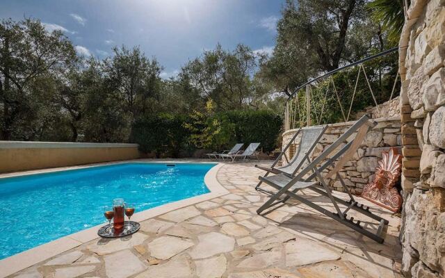 Chryssa Villa - Sun - Splashed Romantic