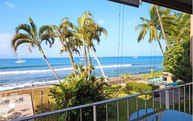 Lahaina Roads