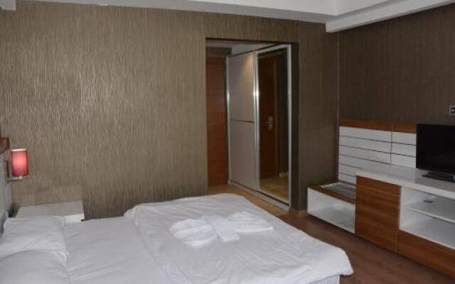 Mirava River Suites Hotel