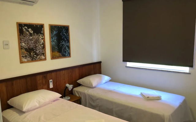 Apartamento na região de Guarajuba