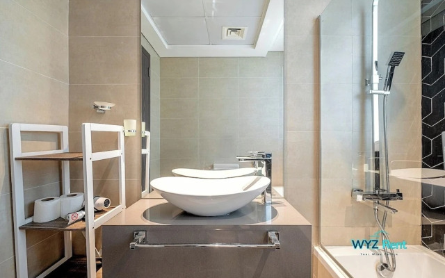 Charming 1 BR in AG Tower - Canal Views