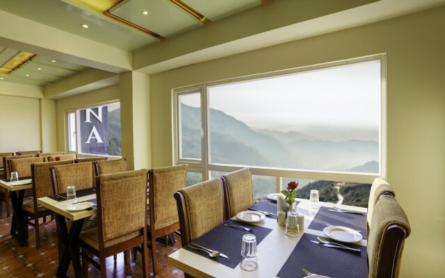 Q Saina's Mapham Darjeeling