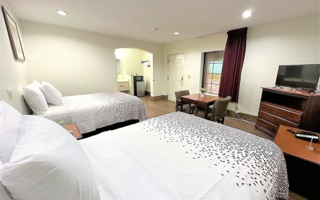 Budget Inn