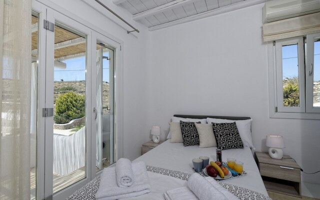 Luxurious Villa in Mykonos with Swimming Pool