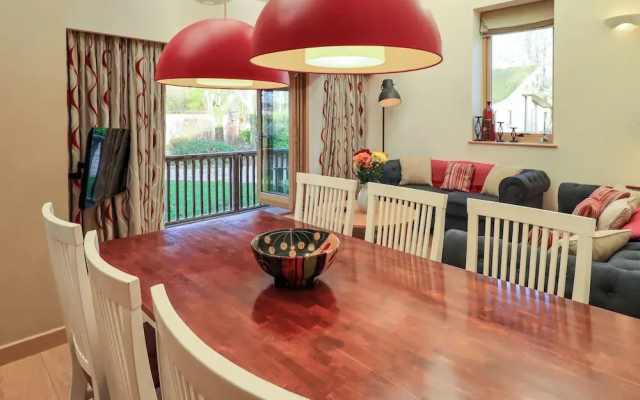 Cedrus Lodge