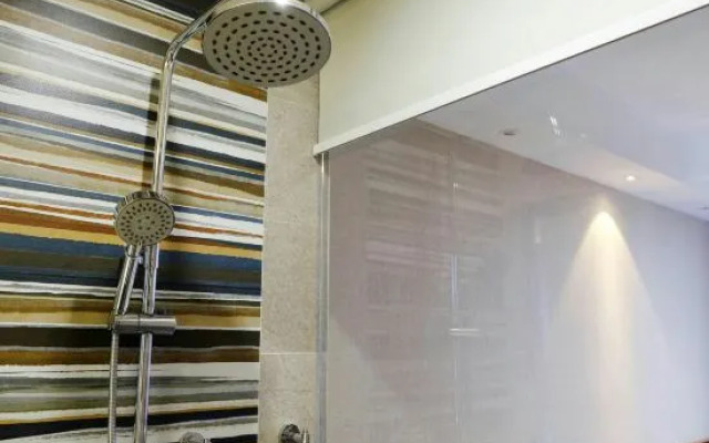 Huitu Hotel (Huizhou Railway Station)