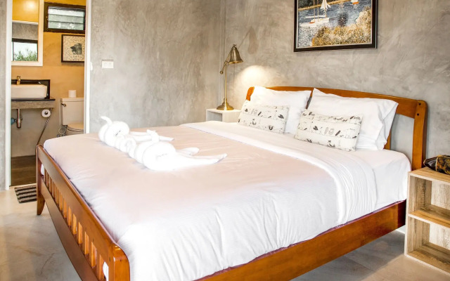 White Knot Khao Yai