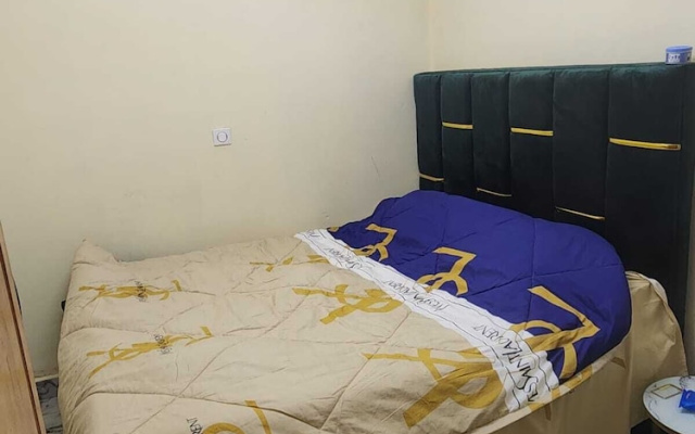 khalifa luxury guest house mbalgong