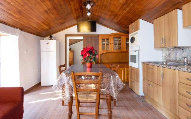 Homelike Rustic House Orchard And Wifi
