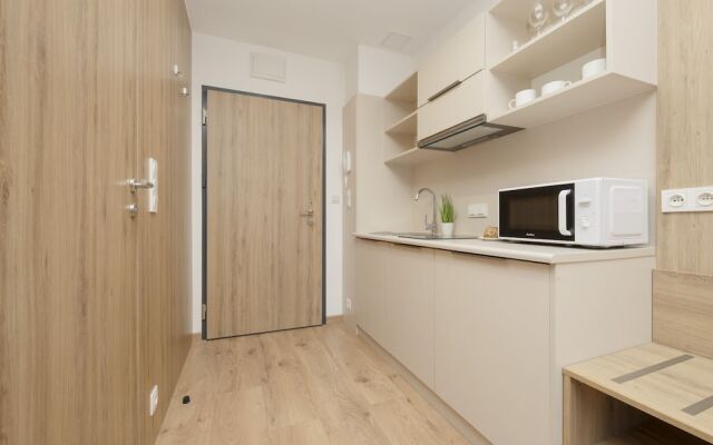 Wolska Cozy Studio in Warsaw by Renters