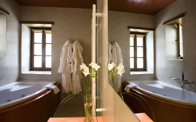 Kipi Suites
