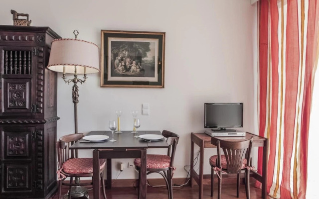 Rent4rest Estoril Beachfront Apartments - Balcony Studio