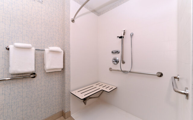 Holiday Inn Express & Suites Trinity by IHG