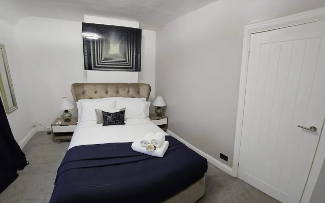 Beautiful Home From Home in Manchester
