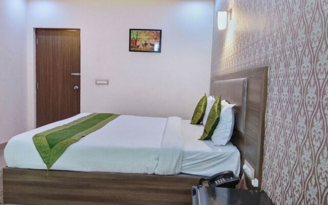 OYO 10533 Hotel Victory Grand