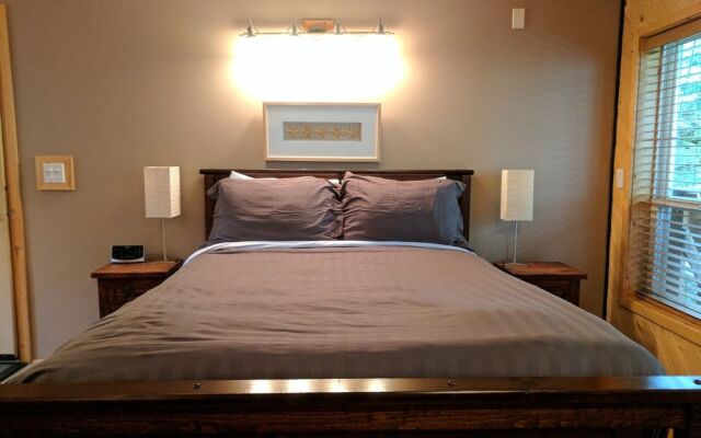 Wild Pacific Waterfront Cabins