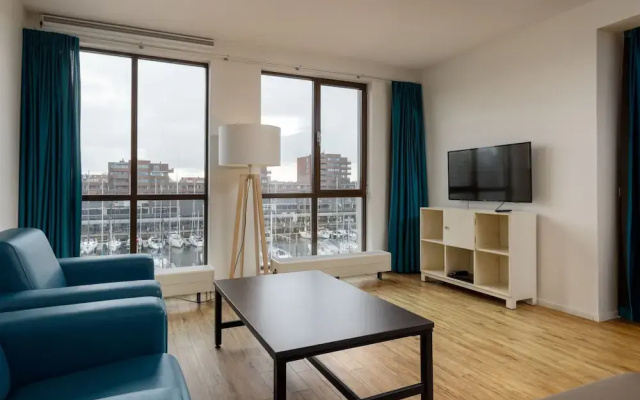 Apartment in Scheveningen by the Harbor