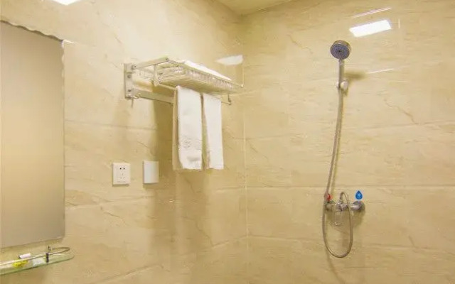 Xinhang Business Inn