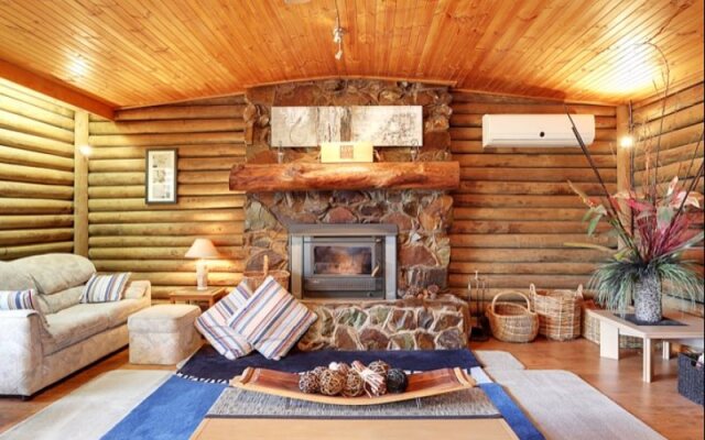 Sunway Farm Bed & Breakfast & Rosebud Cottage