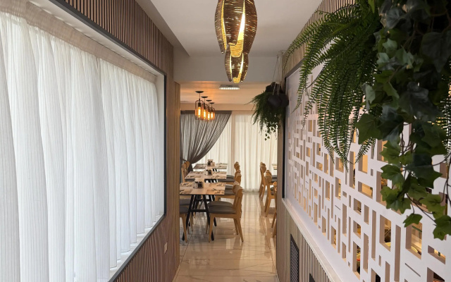 Best Western Plus Larco