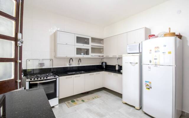 GB50 Ótima Casa 5 Quartos 300m da Praia