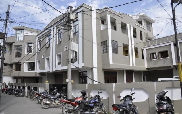 Hotel Pratiksha