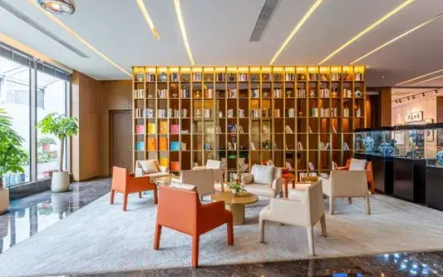 M Hotel Lanou International, Lu Xun's hometown of Shaoxing