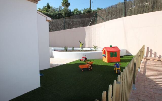 Finca La Verema - holiday home with private swimming pool in Benissa