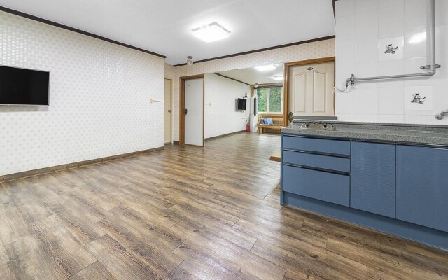 Pocheon Aleumdaun Pension