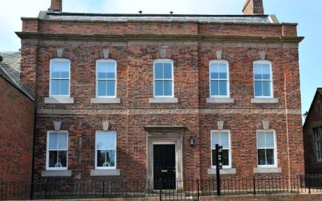 Parade School Guest House