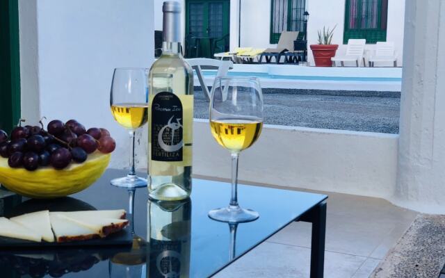 Canaryislandshost l Pool & Relax, close to the Beach