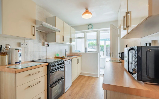2 Tregof Terrace
