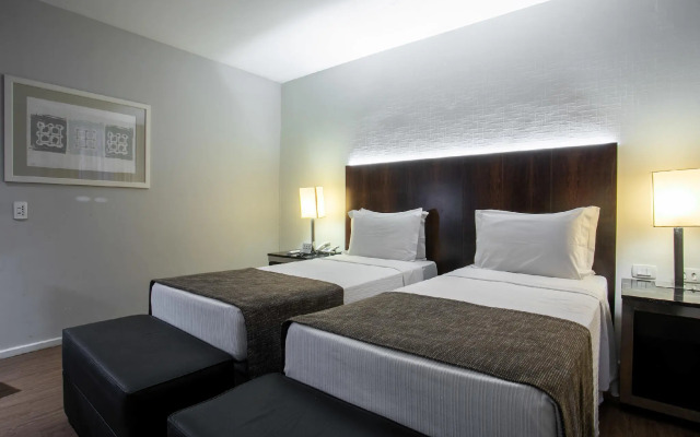 Orla Copacabana Hotel