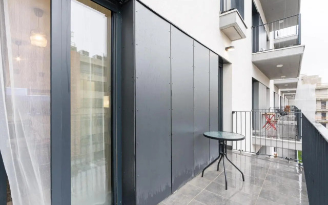 Sweet & Spicy - Brand New Apartment with Balcony (Adults Only)