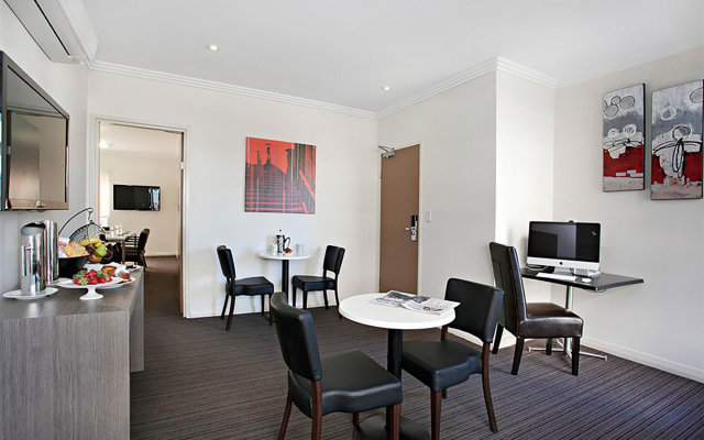 Best Western Plus Camperdown Suites