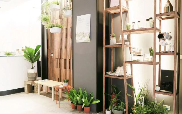 Greenight Hotel