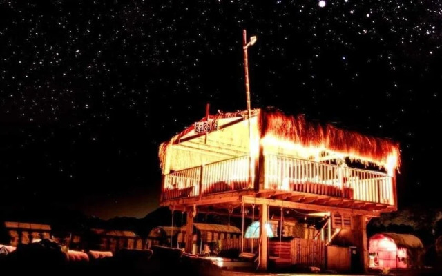 Rossa beach camp