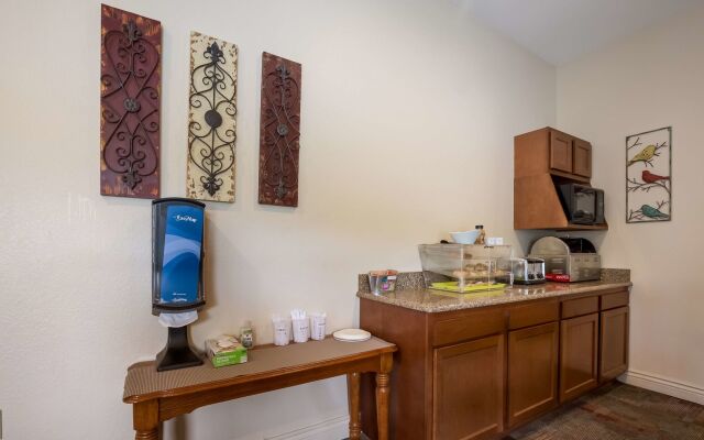 SureStay Hotel by Best Western Whittington Rend Lake