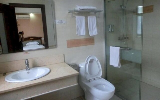 Lijing Longwan Bay Business Hotel