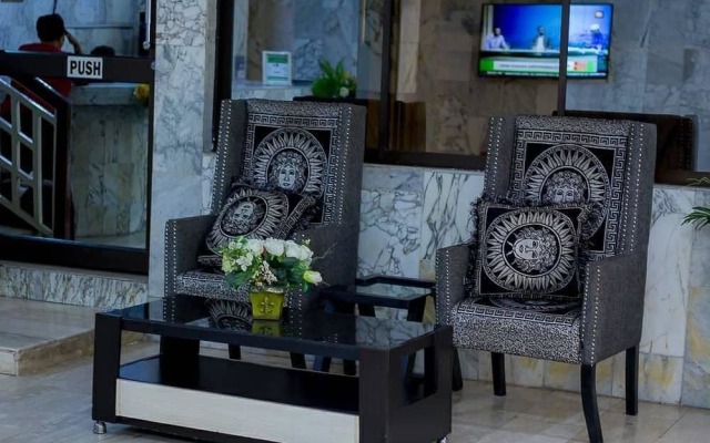 Londa Hotel