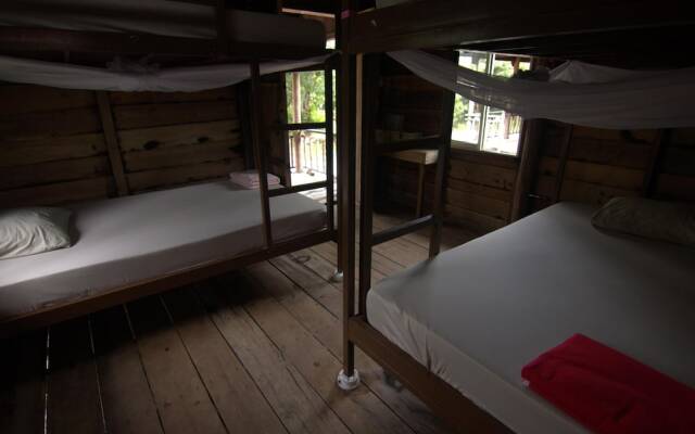 Mad Monkey Koh Rong Samloem