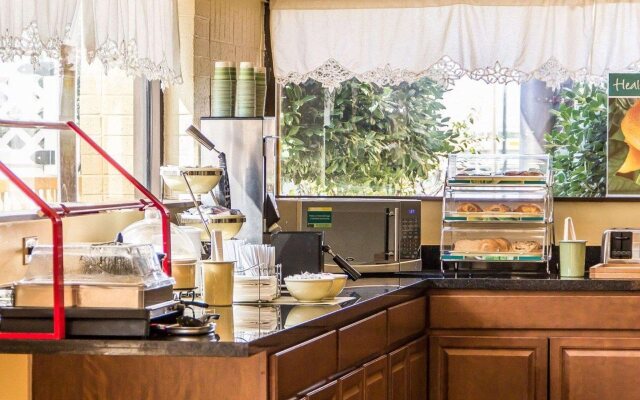 Quality Inn Tulsa Central