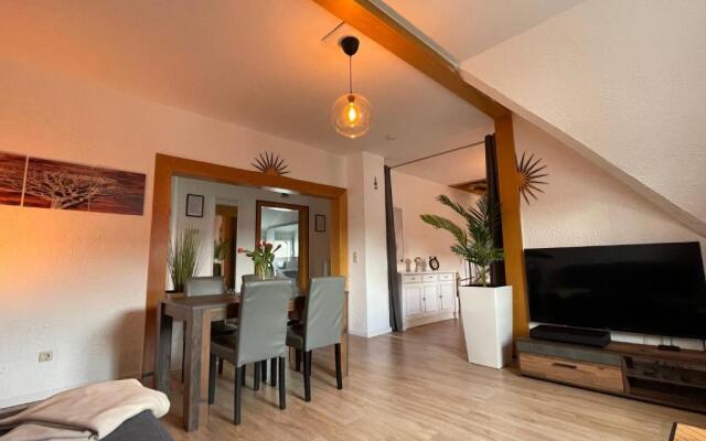 Suite Dilara by NINJA SPACES - 105QM Maisonette, Netflix, Garten, Parkplatz